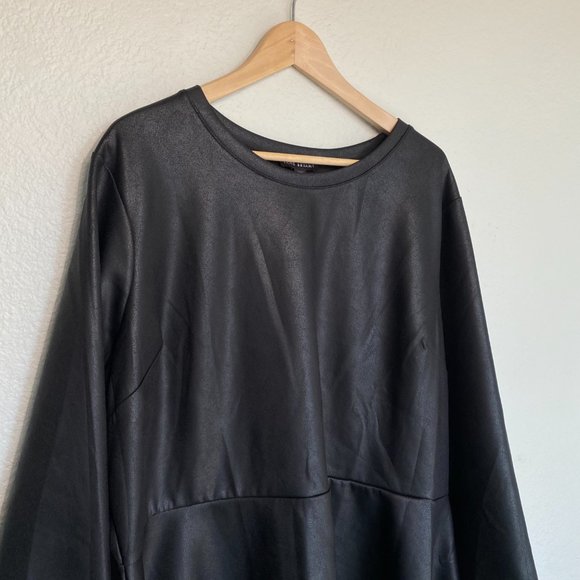 Lane Bryant Asymmetrical Peplum Top Women's size 26-28 NWT - Picture 4 of 11